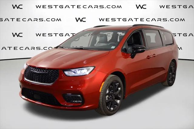 2025 Chrysler Pacifica Limited for sale in Raleigh, NC