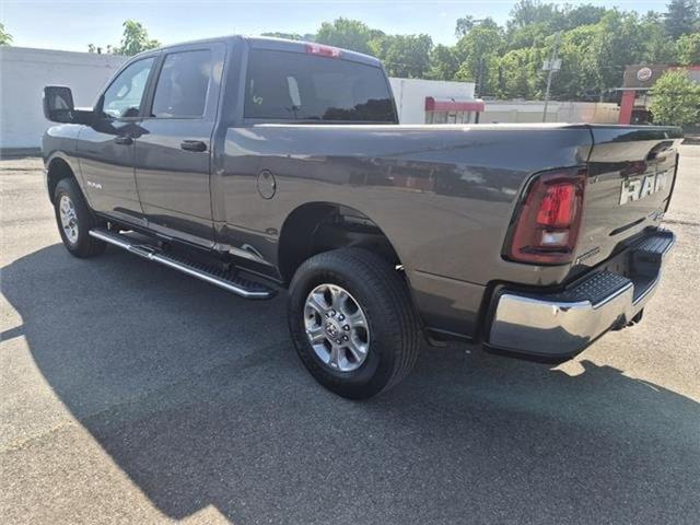 2025 RAM 2500 Big Horn Crew Cab 4x4 64 Box 2025 RAM 2500 Big Horn Crew Cab 4x4 64 Box