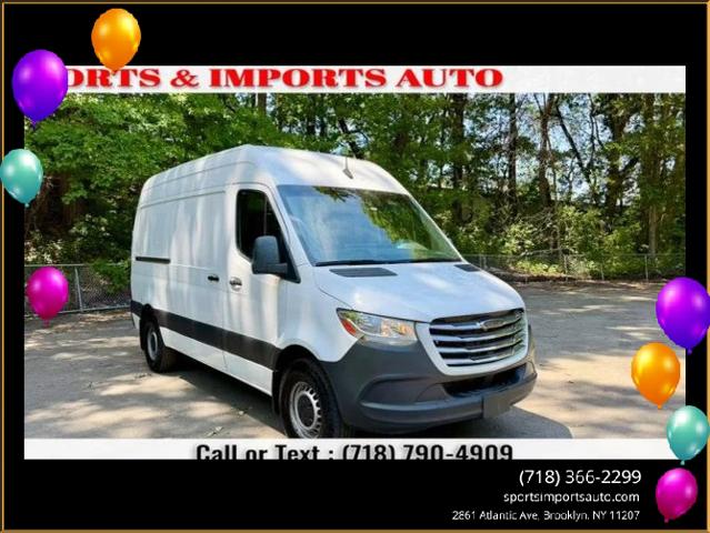 2021 Freightliner Sprinter Standard Roof I4