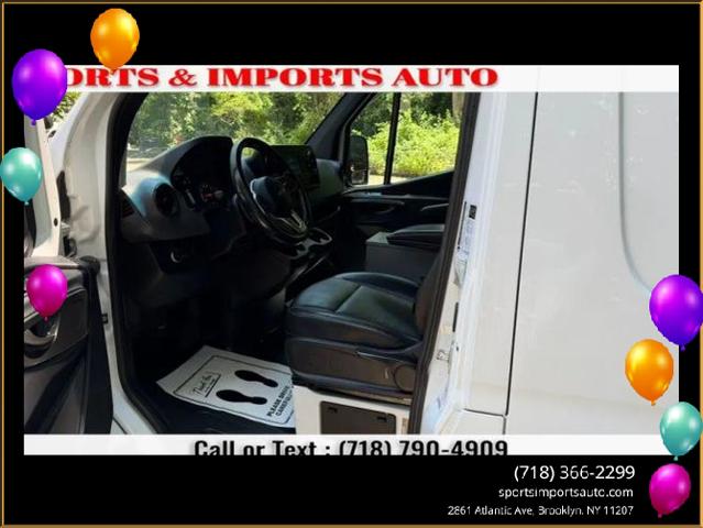 2021 Freightliner Sprinter Standard Roof I4