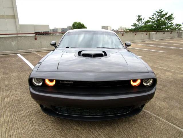 2016 Dodge Challenger R/T Shaker