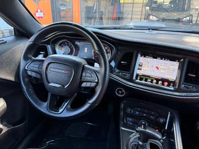 2016 Dodge Challenger R/T Shaker