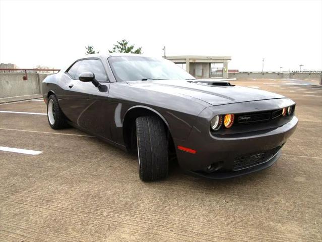 2016 Dodge Challenger R/T Shaker