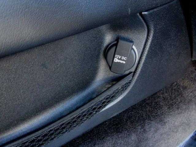 2016 Dodge Challenger R/T Shaker