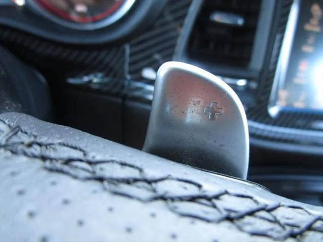 2016 Dodge Challenger R/T Shaker