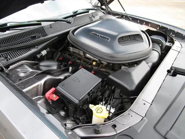 2016 Dodge Challenger R/T Shaker