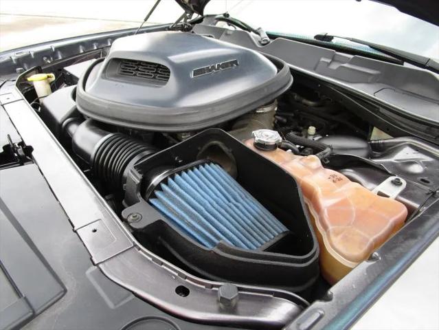 2016 Dodge Challenger R/T Shaker