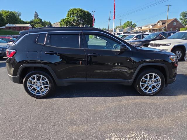 2024 Jeep Compass Latitude Lux FWD 2024 Jeep Compass Latitude Lux FWD