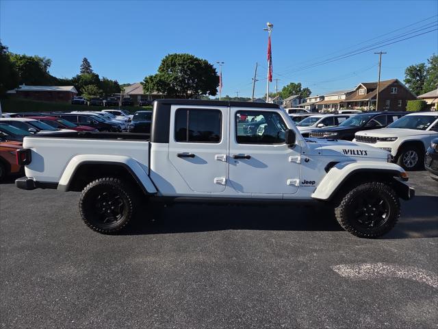 2022 Jeep Gladiator Willys 4x4 2022 Jeep Gladiator Willys 4x4