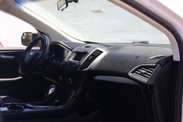 2016 Ford Edge SE