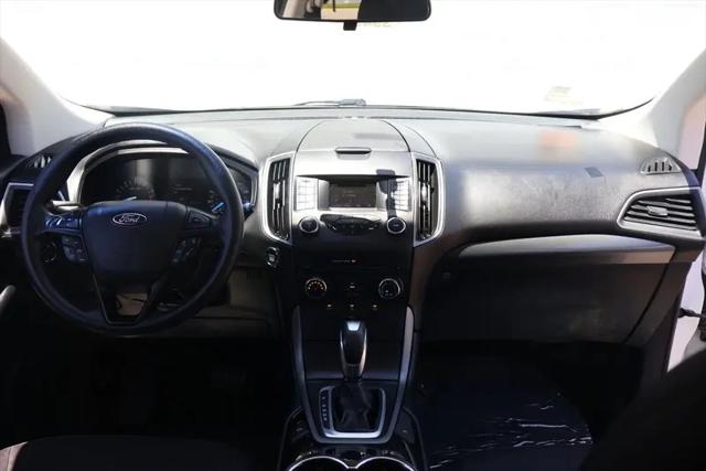 2016 Ford Edge SE