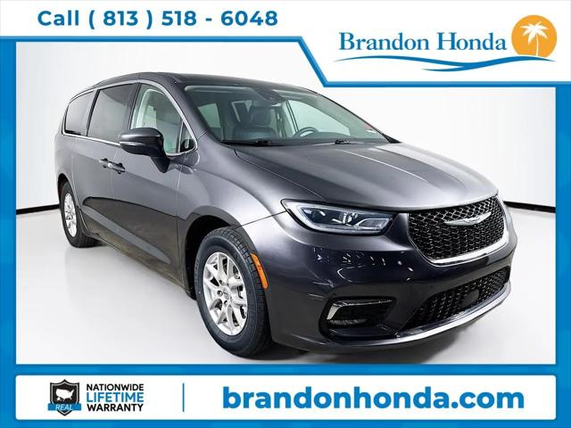 2023 Chrysler Pacifica Touring L for sale in Tampa, FL