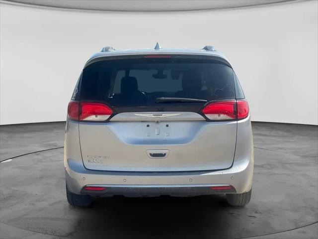2019 Chrysler Pacifica Touring L
