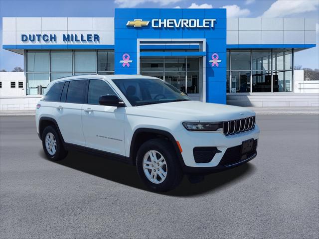 2023 Jeep Grand Cherokee Laredo 4x4 for sale in Huntington, WV