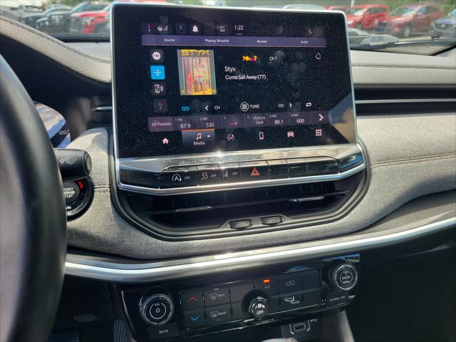 2022 Jeep Compass Latitude Lux 4x4
