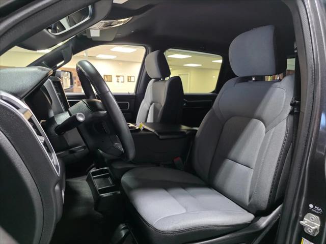 2023 Ram 1500 Big Horn Crew Cab 4x4 5'7" Box