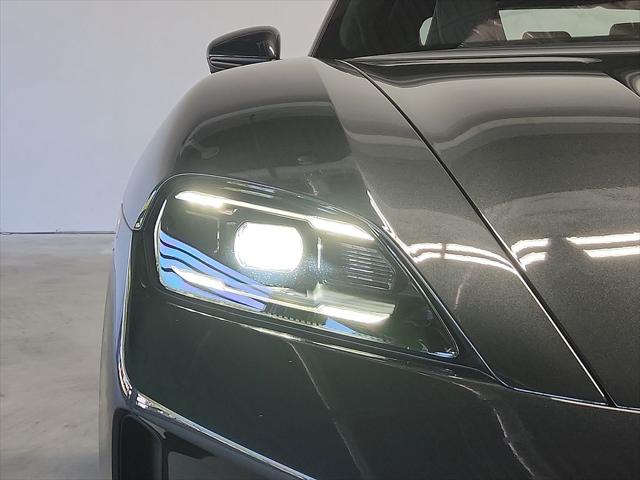 2026 Porsche Taycan 4