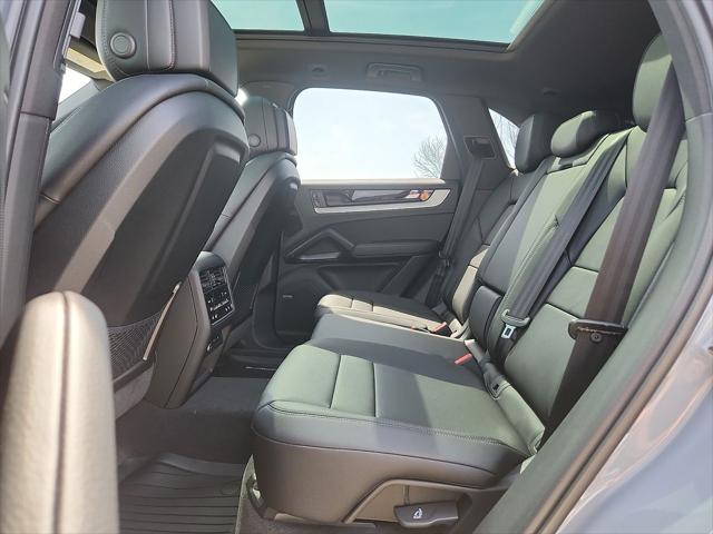 2026 Porsche Cayenne Unknown