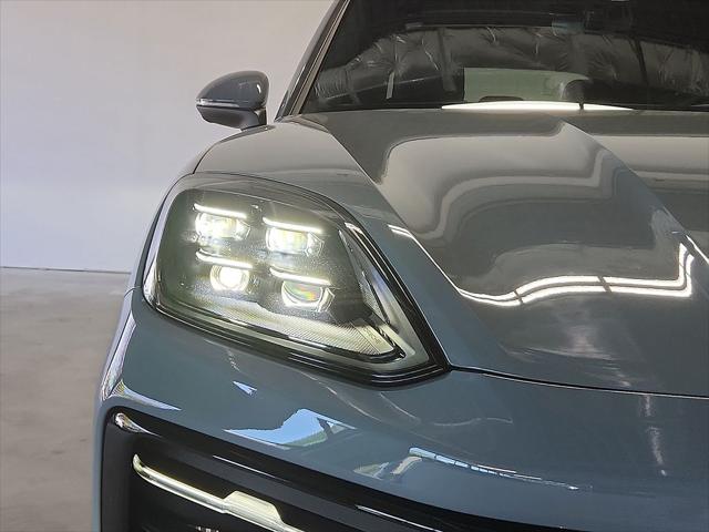 2026 Porsche Cayenne Unknown