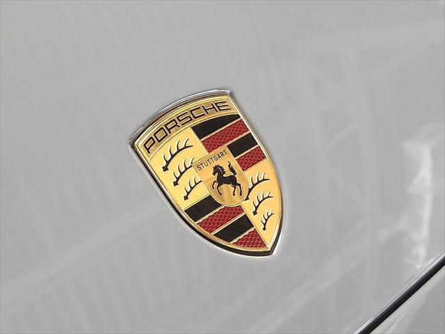 2026 Porsche Cayenne Unknown