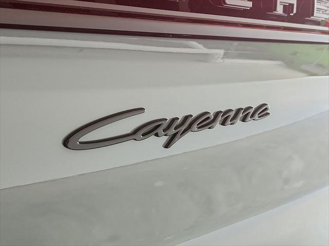 2026 Porsche Cayenne Unknown