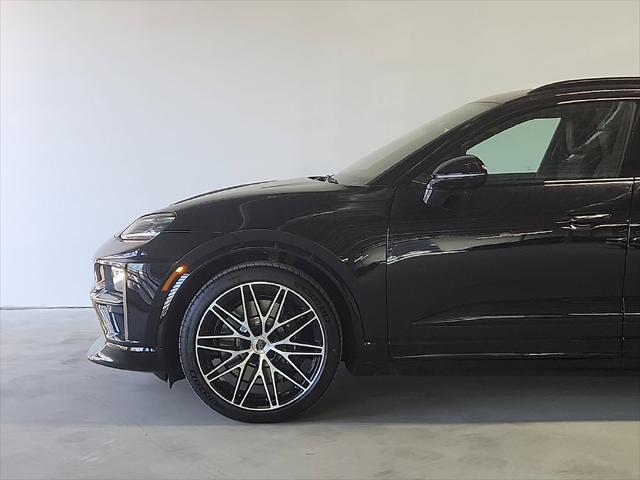 2026 Porsche Macan Electric Turbo