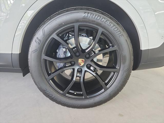 2026 Porsche Cayenne Unknown