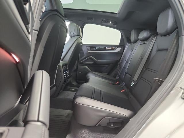 2026 Porsche Cayenne Unknown