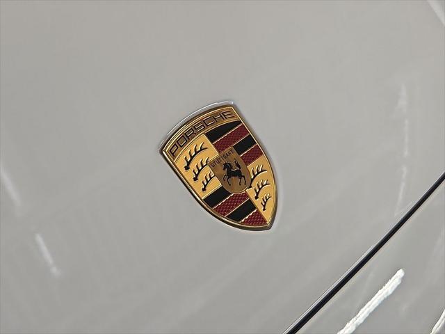 2026 Porsche Cayenne Unknown