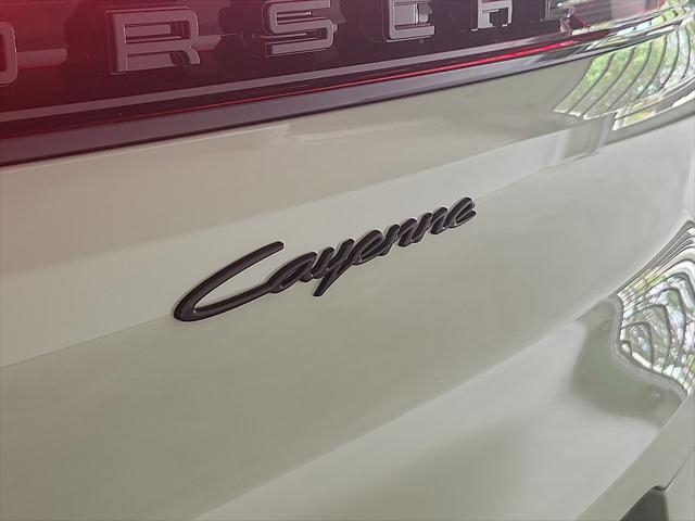 2026 Porsche Cayenne Unknown