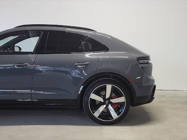2026 Porsche Macan Electric Turbo