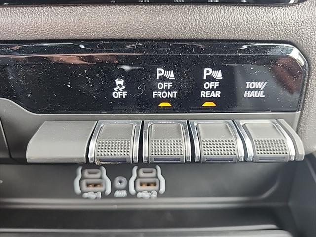 2026 Ram 1500 Big Horn Quad Cab 4x4 64 Box
