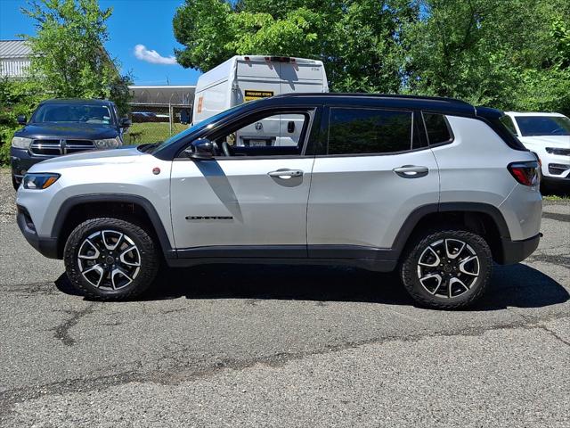 2025 Jeep Compass Trailhawk 4x4