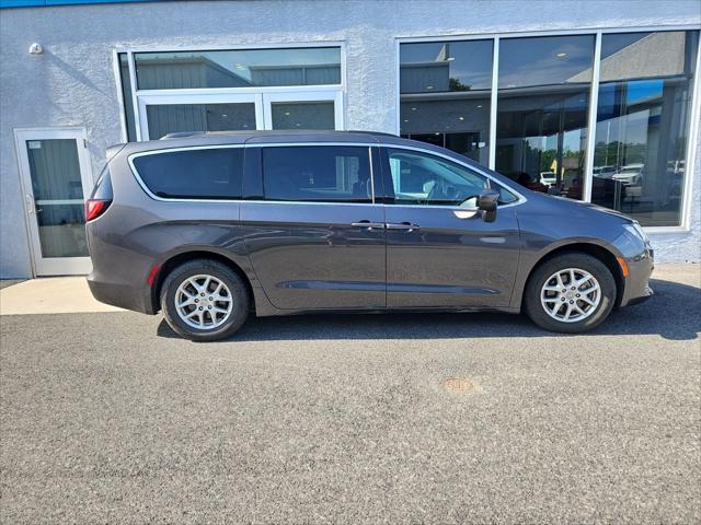 2020 Chrysler Voyager LX 2020 Chrysler Voyager LX