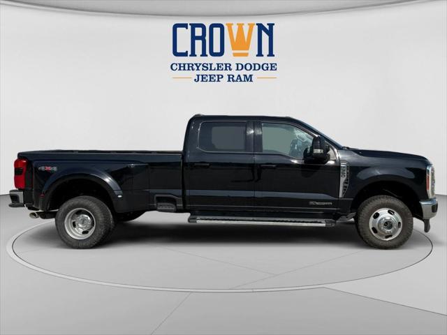 2023 Ford F-350 LARIAT
