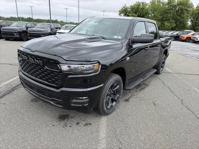 2026 RAM 1500 RAM 1500 EXPRESS CREW CAB 4X4 57 BOX
