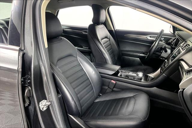 Used 2017 Ford Fusion SE For Sale in Olive Branch, MS