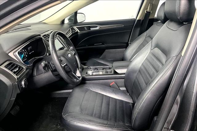 Used 2017 Ford Fusion SE For Sale in Olive Branch, MS