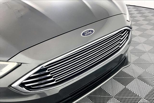 Used 2017 Ford Fusion SE For Sale in Olive Branch, MS