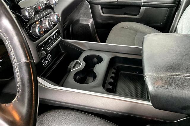 2021 RAM Ram 3500 Pickup Big Horn - Photo 17