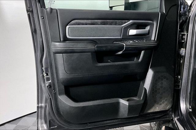 2021 RAM Ram 3500 Pickup Big Horn - Photo 23