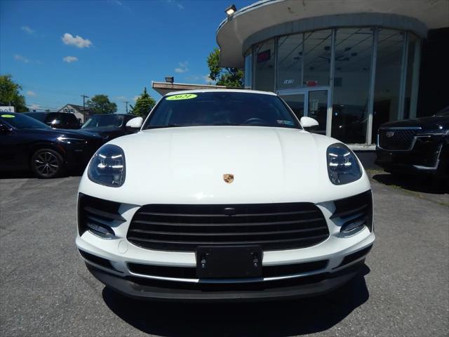 2021 Porsche Macan AWD