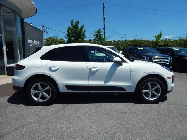 2021 Porsche Macan AWD
