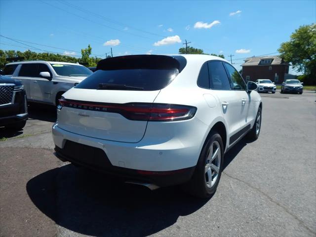 2021 Porsche Macan AWD