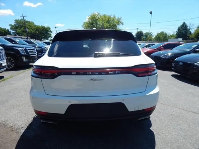 2021 Porsche Macan AWD