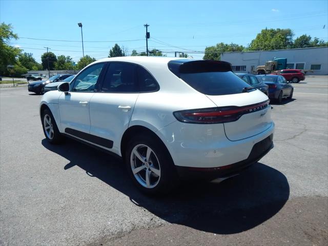 2021 Porsche Macan AWD