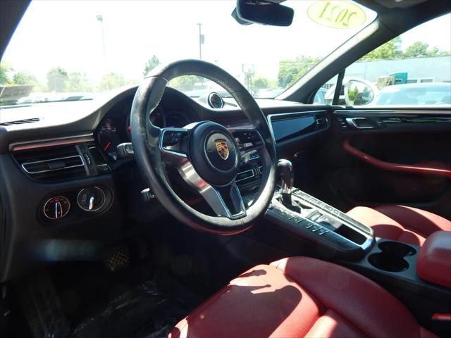 2021 Porsche Macan AWD