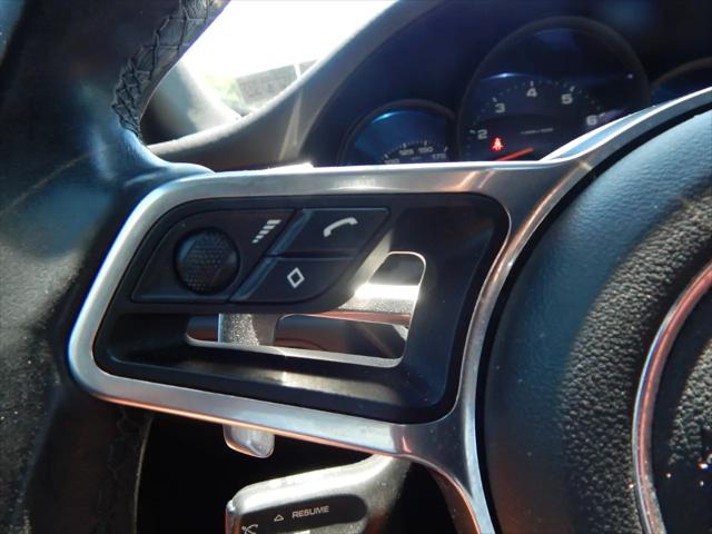 2021 Porsche Macan AWD