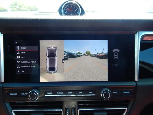 2021 Porsche Macan AWD