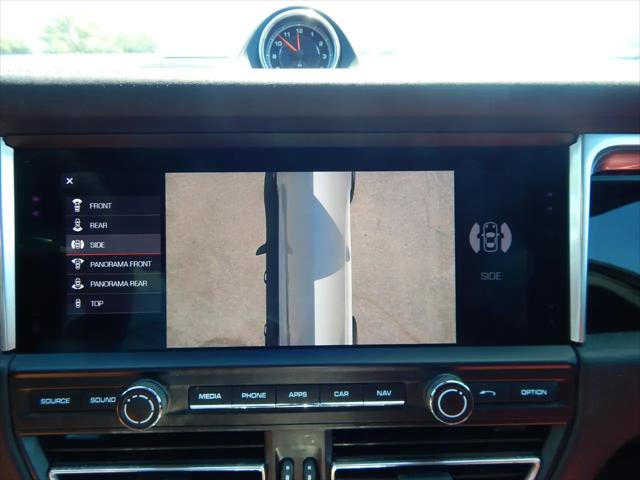 2021 Porsche Macan AWD